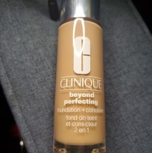 Clinique beyond perfecting foundation